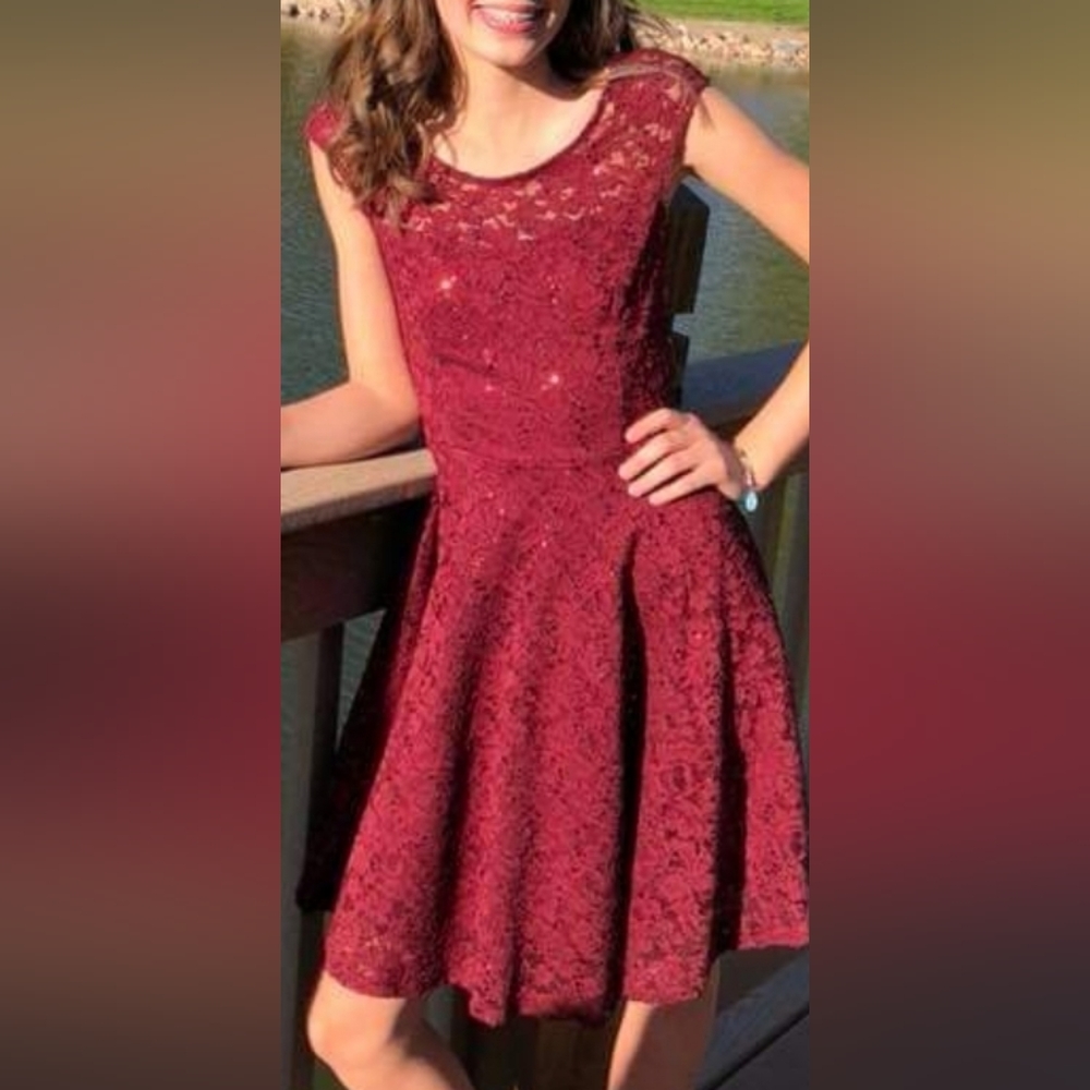 Cute maroon dress